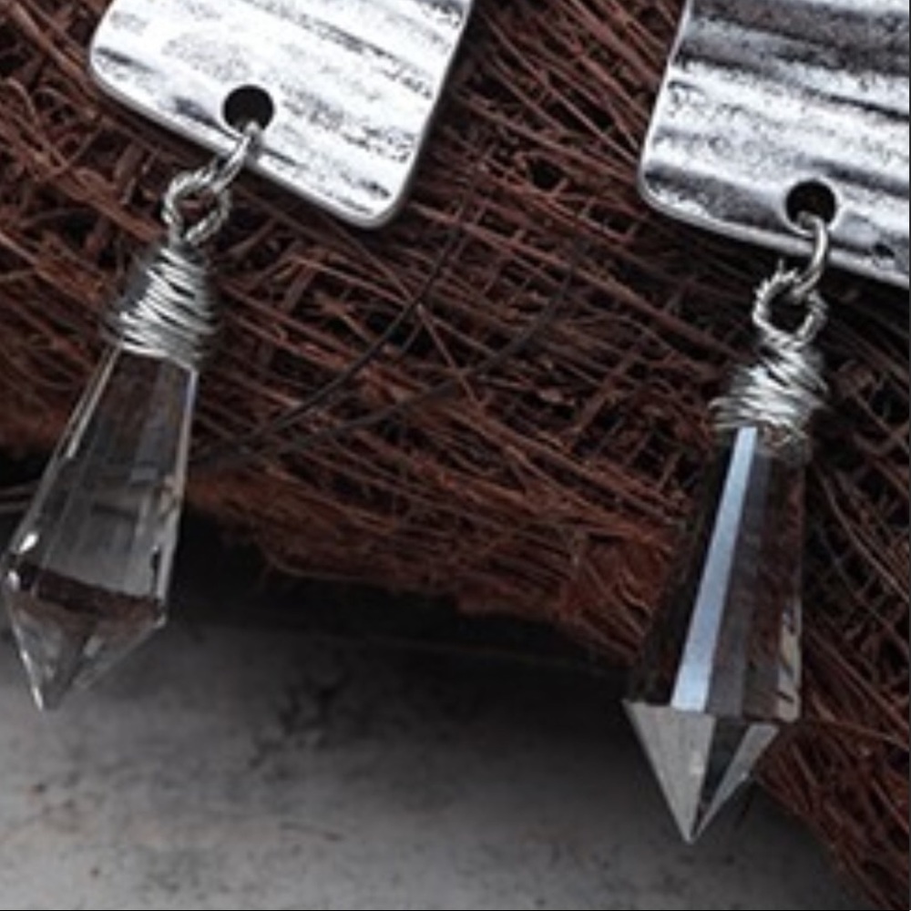 New Waterdrop Crystal Earrings Silver - Picture 5 of 6